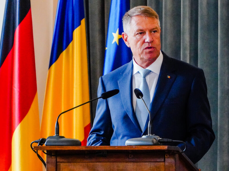 klaus iohannis a anunțat că intră în cursa pentru funcția de secretar general al nato