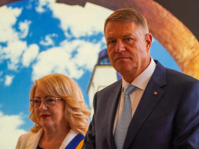 iohannis, către fodor: „urmăresc evoluțiile de la sibiu și sunt spectaculoase”