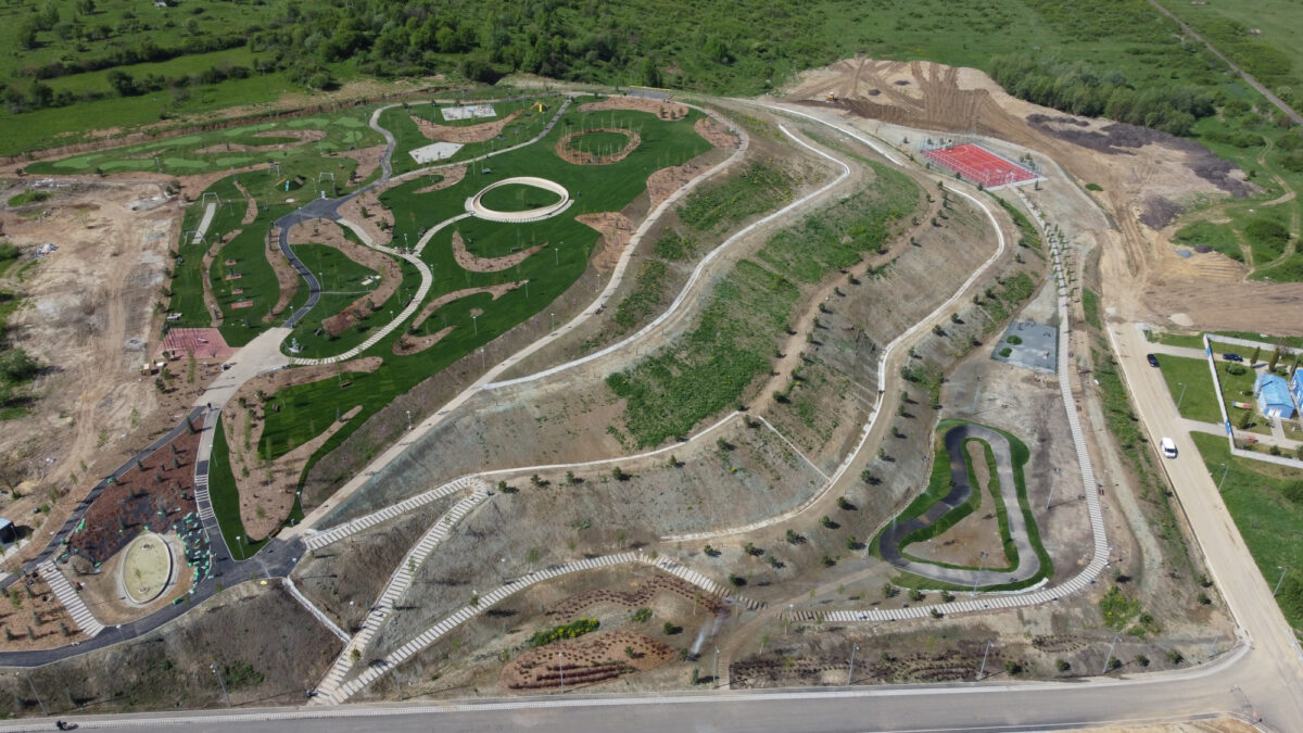 video: imagini spectaculoase din cel mai nou parc al sibiului - belvedere, o oază verde de relaxare