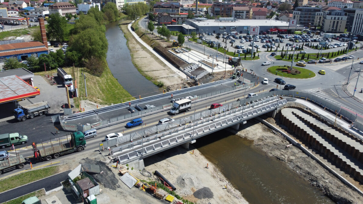 VIDEO: Lucrările la podul peste Cibin se apropie de finalizare - Circulația, deschisă înainte de termen