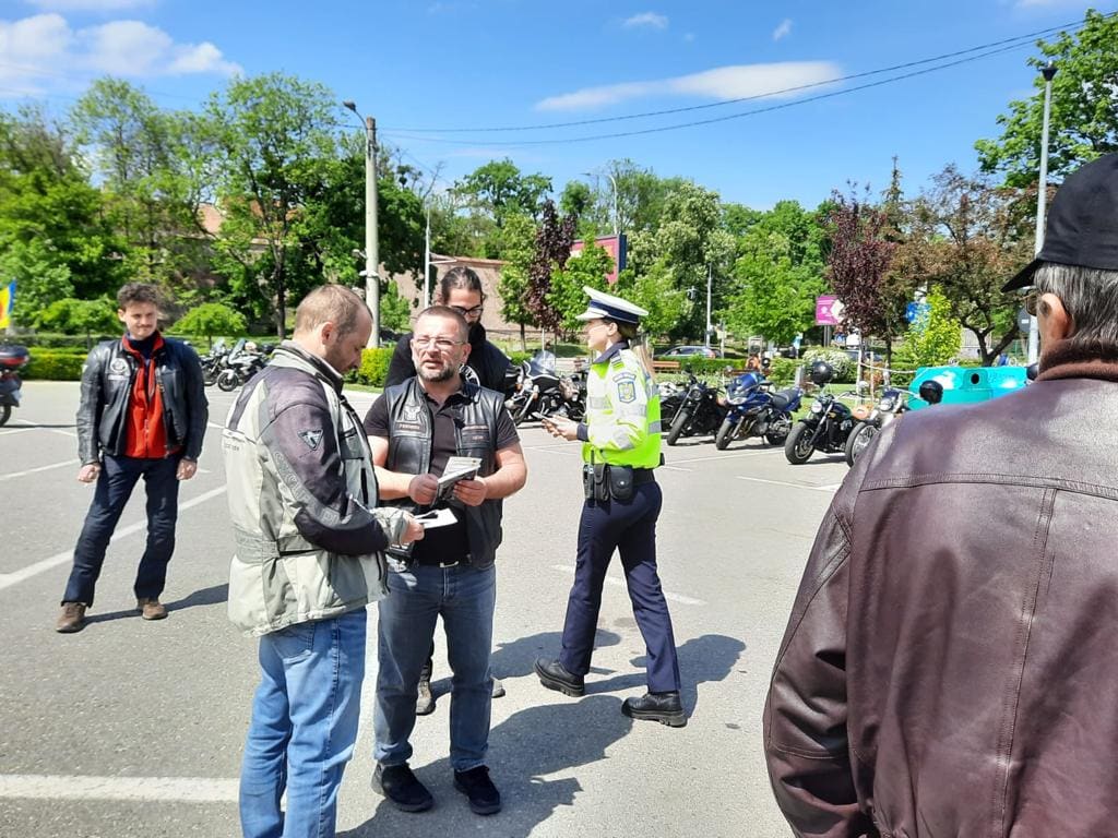 VIDEO: Sute de motocicliști au dat start sezonului moto la Sibiu - Campanie de conștientizare pentru prevenirea accidentelor