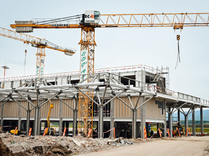 foto: stadiul lucrărilor de la aeroportul internațional sibiu - noul terminal prinde contur