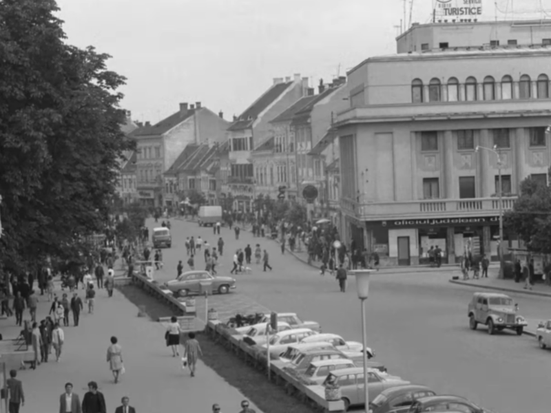 video cum arăta sibiul în perioada comunistă - expoziții culinare, cooperativa săliște și concursuri de cinematografie