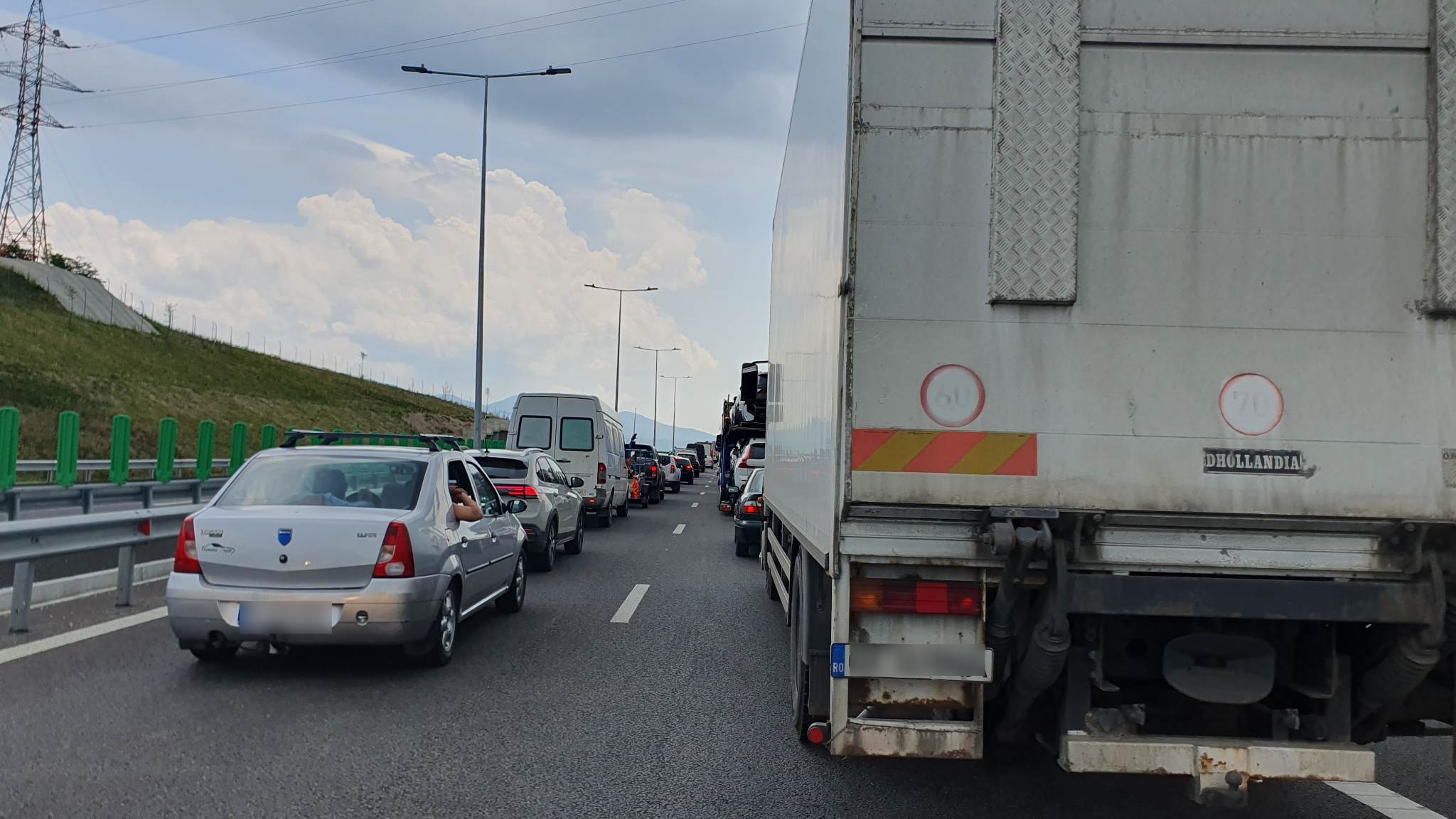 video foto: trafic îngreunat pe autostrada a1 la boița - coloana se întinde pe câțiva kilometri