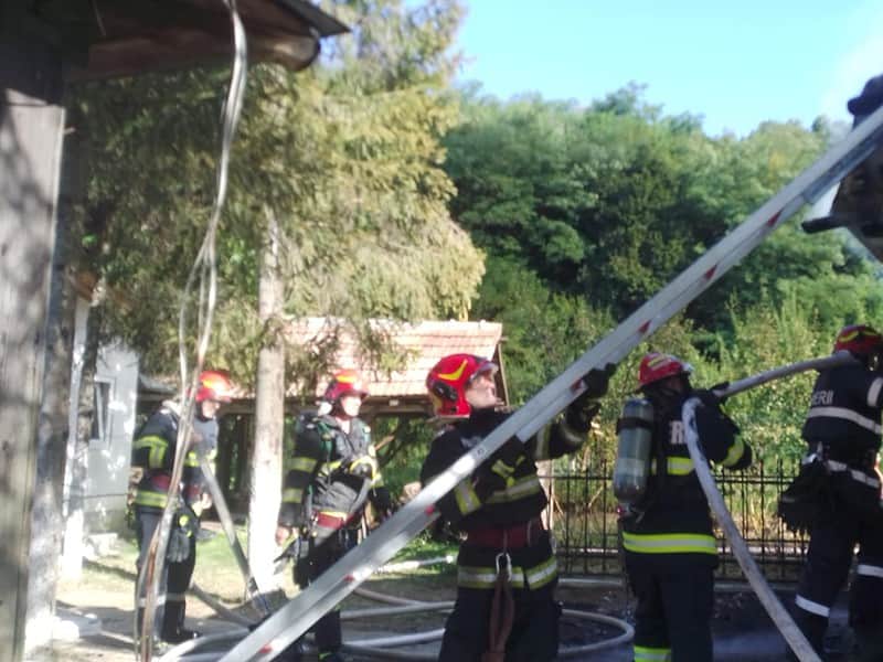 biserică monument istoric din vâlcea, distrusă de un incendiu