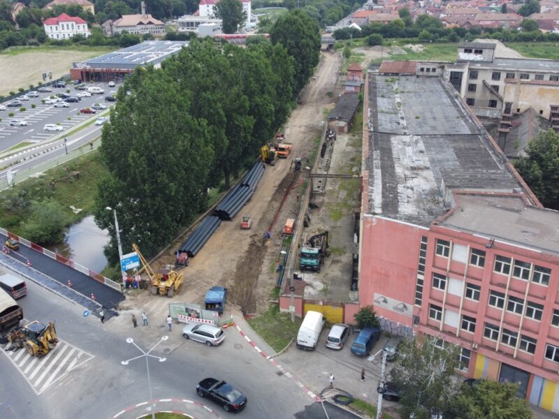 video foto: lucrările de pe strada viitorului, în toi - microbuzele nu vor mai rămâne blocate sub pod