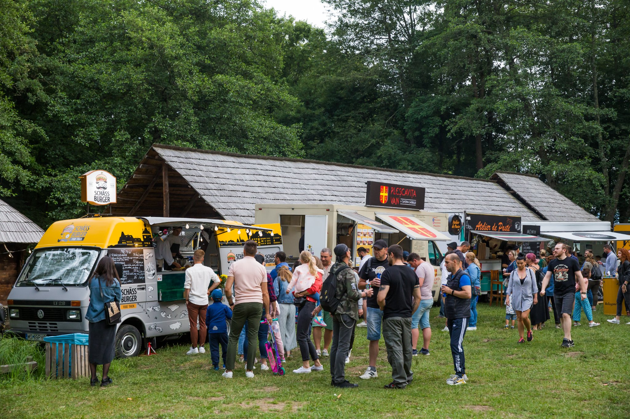 vineri începe vinfest - muzeul astra, gazda celor mai rafinate degustări de vin, acompaniate de concerte cu argatu’, raluka & proiectul balkanic, bosquito și food truck-uri cu arome imposibil de ratat