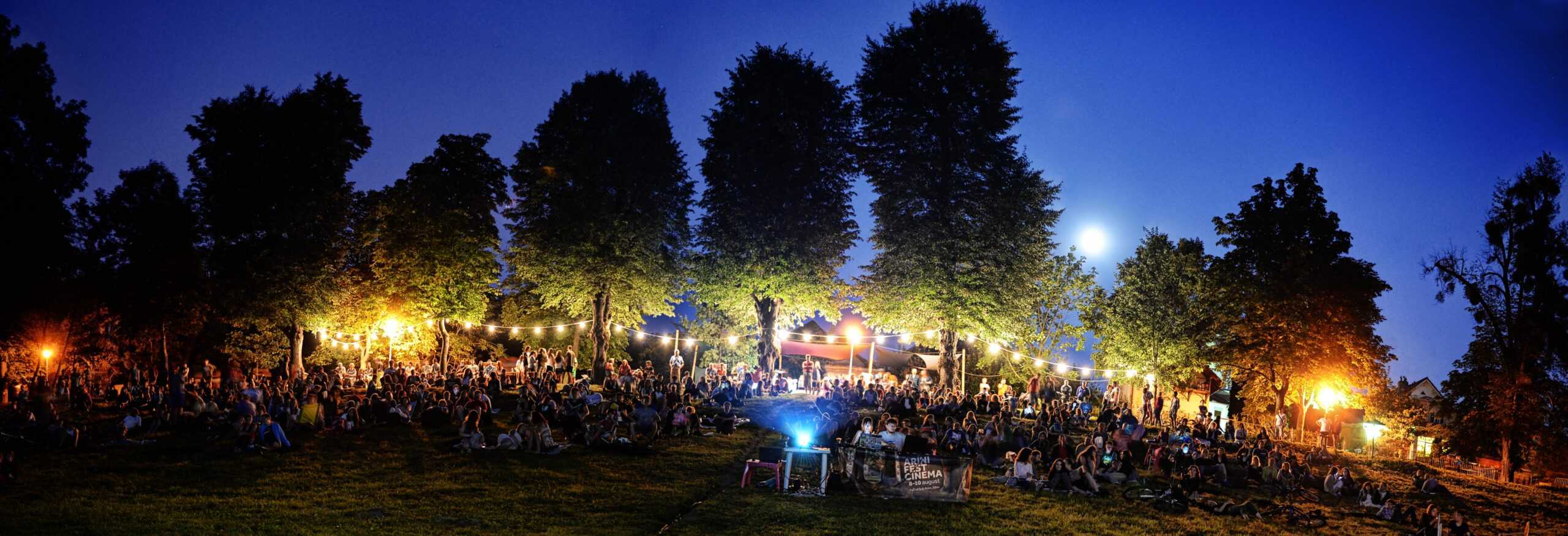 cinema în parcul sub arini, concert pe acoperiș la mall și drumeții în făgăraș, în wekeend, la sibiu