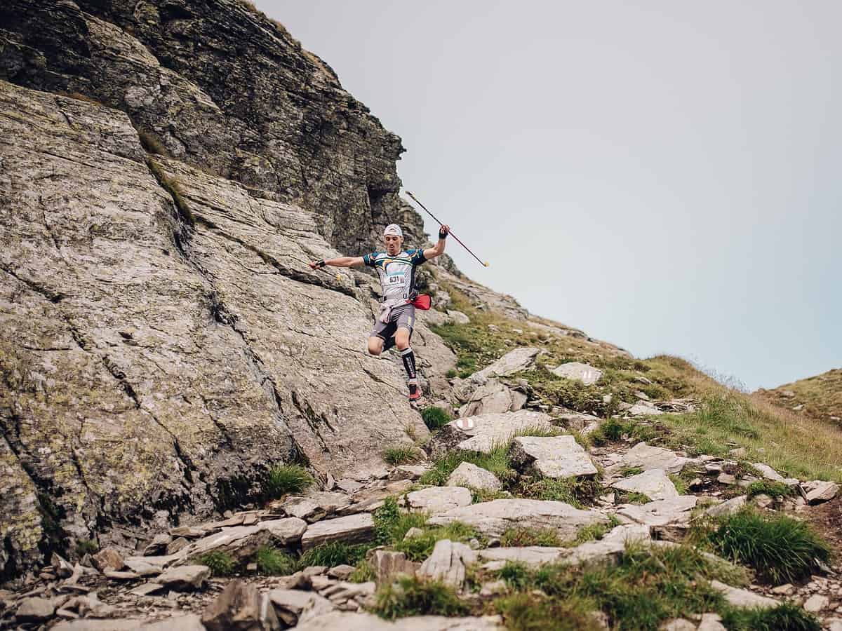 Ultramaraton la Bâlea Lac. Peste 300 de sportivi din 12 țări vor participa la 2x2 Race