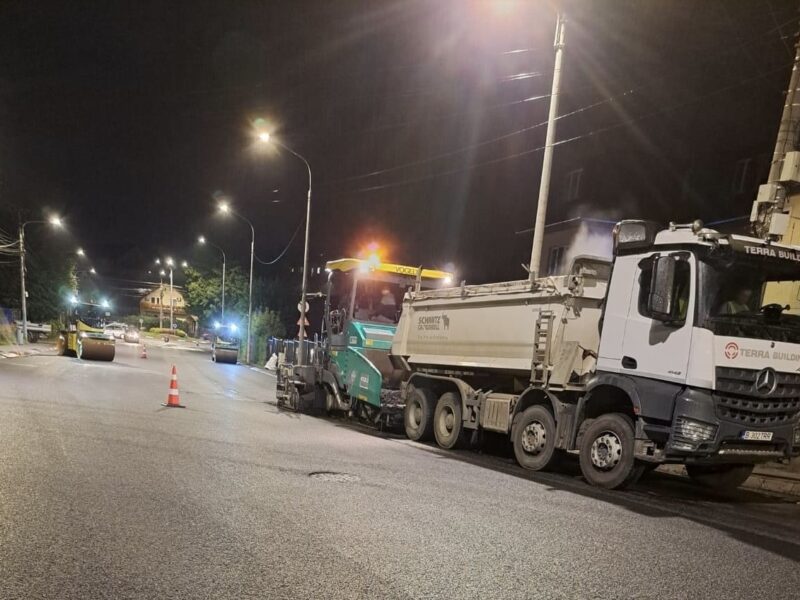 asfalt nou pe două străzi din sibiu. au început lucrările și pe strada câmpului (foto)