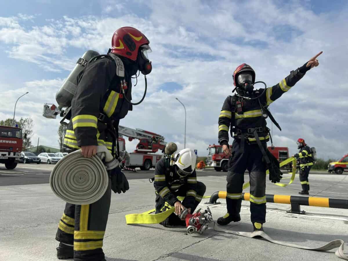 Incendiu la fabrica Hendrickson din Sibiu. Peste 30 de persoane s-au autoevacuat