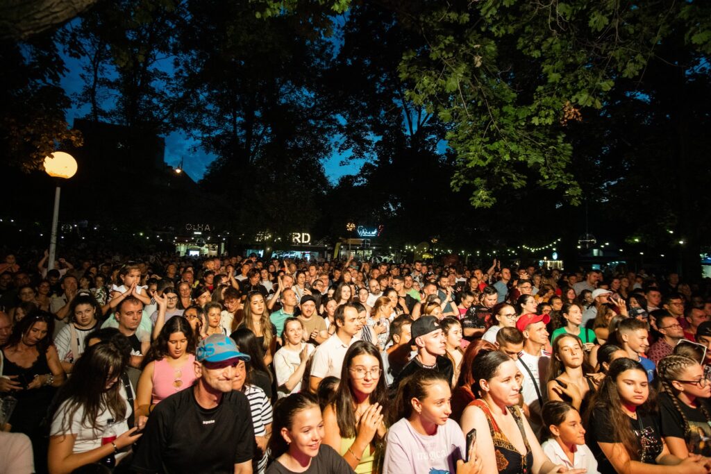 Atmosferă electrizantă vineri, la Sibiul de Odinioară - Rapperul NANA urcă pe scenă sâmbătă (foto, video)