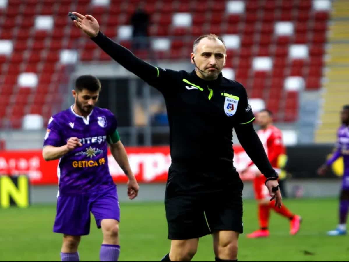 S-a stabilit brigada de arbitrii pentru meciul FC Hermanstadt - FCSB