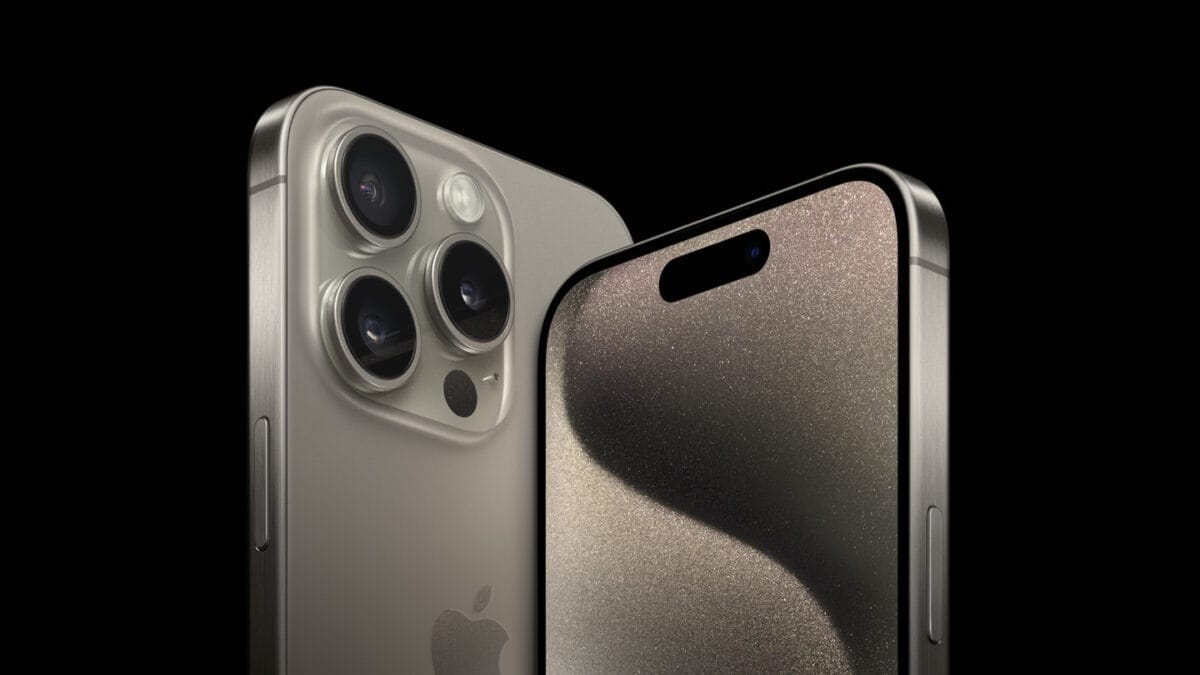 Apple a lansat noile telefoane iPhone 15 și iPhone 15 Pro. Carcasă din titan și zoom optic de până la 10x (foto, video)