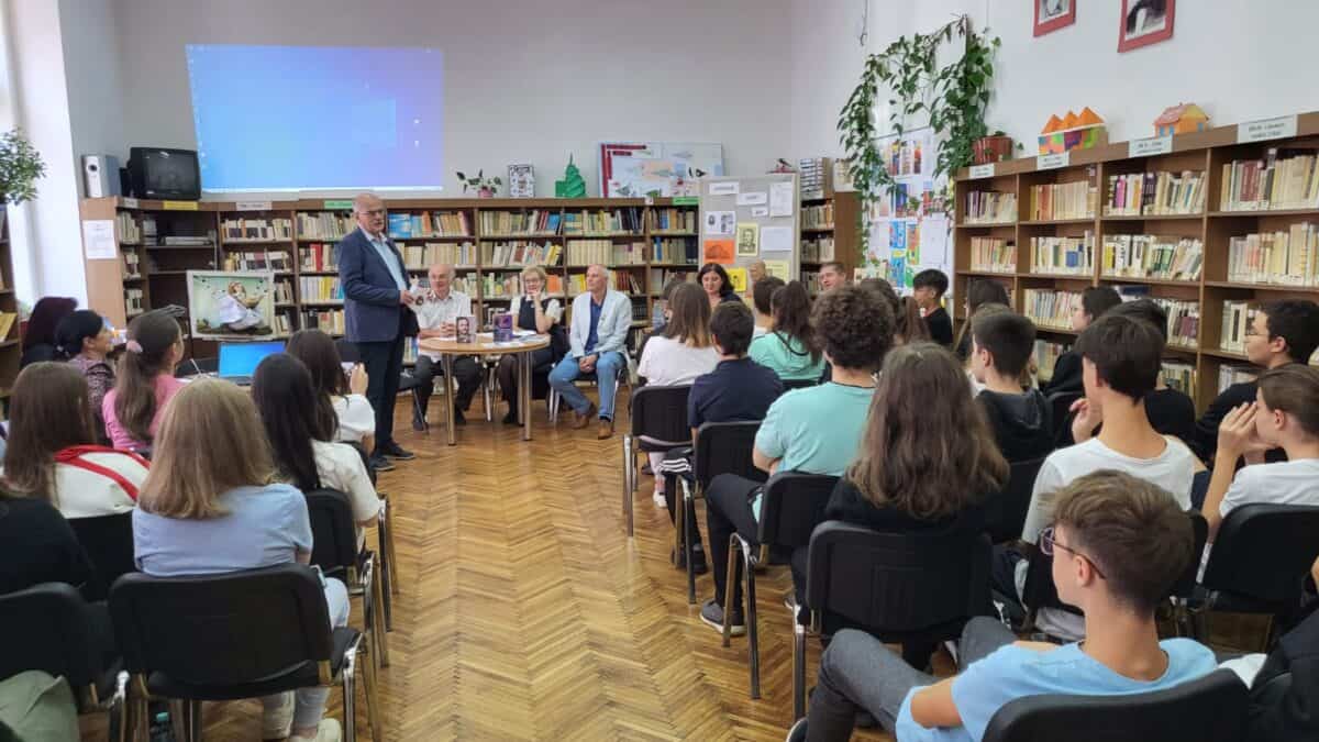 Colegiul Național „Gh. Lazăr” și-a comemorat patronul spiritual