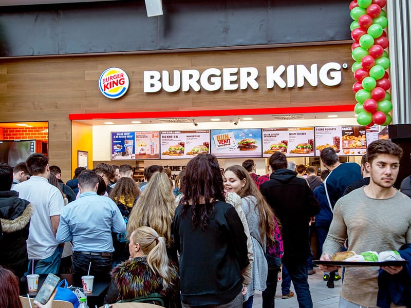 burger king deschide zilele următoare primul restaurant în sibiu