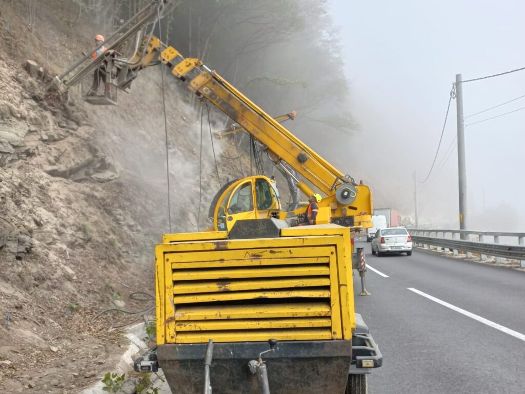 Lucrări sâmbătă pe Valea Oltului. Traficul se desfășoară alternativ