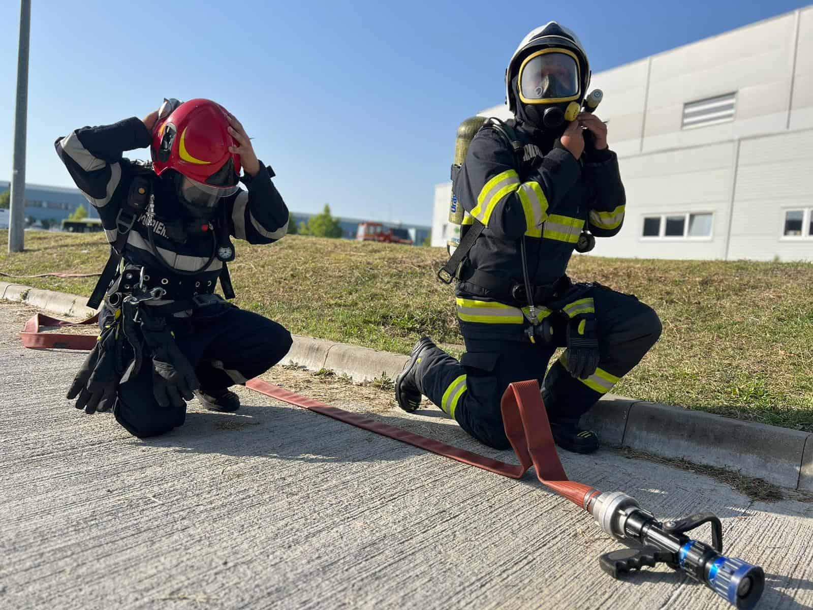 Exercițiu de amploare la Tursib. A fost simulat un incendiu cu victime (foto)