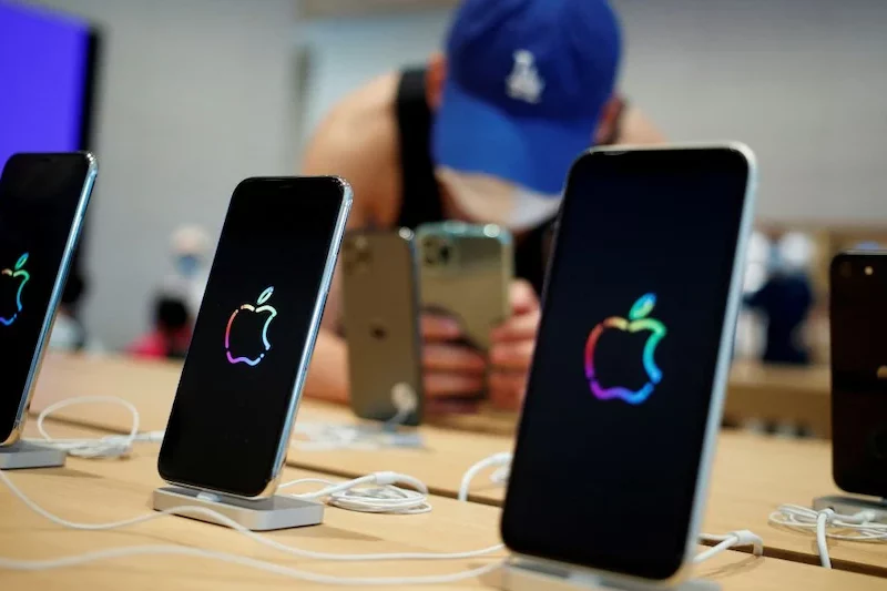 iphone 15 pro max ar putea deveni cel mai scump iphone lansat până acum. marți seara vom afla cu certitudine (video)