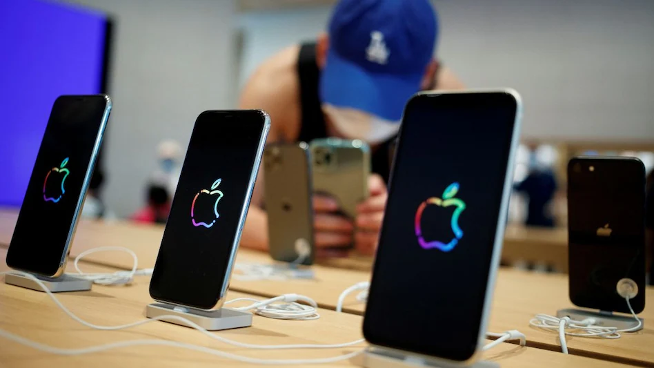 Iphone 15 Pro Max ar putea deveni cel mai scump Iphone lansat până acum. Marți seara vom afla cu certitudine (video)