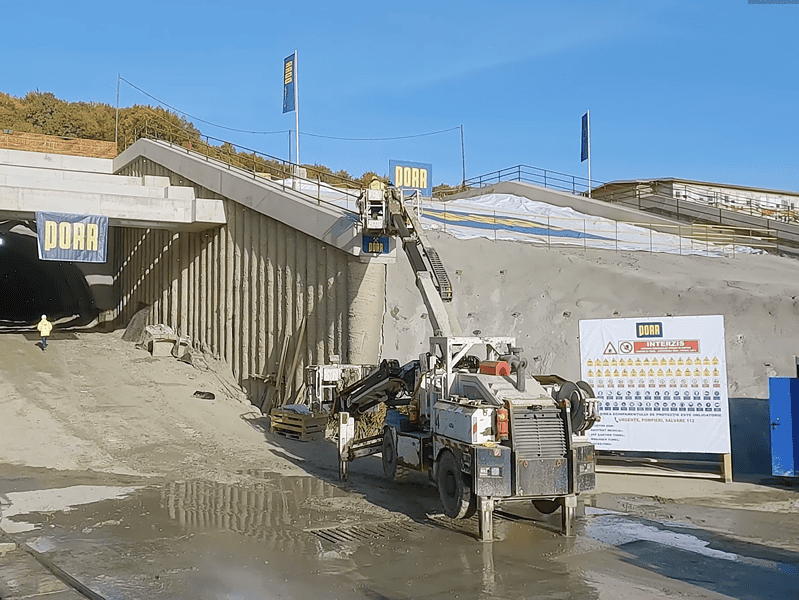 au început lucrările la tunelul momaia de pe autostrada sibiu-pitești. ar putea fi gata in trei ani (video)