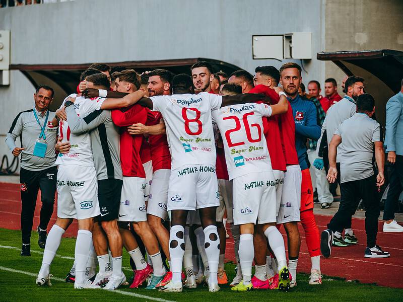 fc hermannstadt va juca un amical duminică, pe ”obor”, cu cetate deva