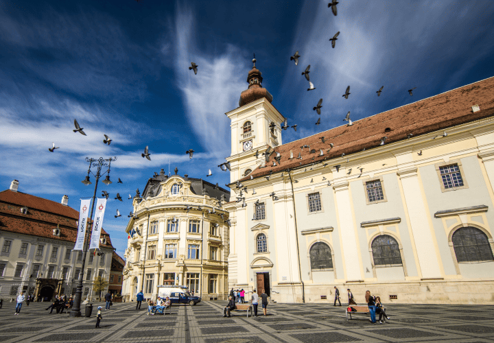 soare joi la sibiu. temperaturi trec de 20 de grade