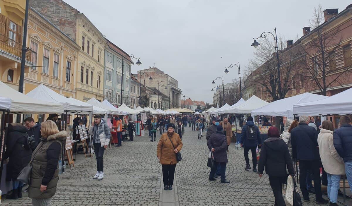 Se primesc cereri pentru comercializarea în Sibiu a produselor specifice sărbătorilor de iarnă. Sunt peste 50 de locații