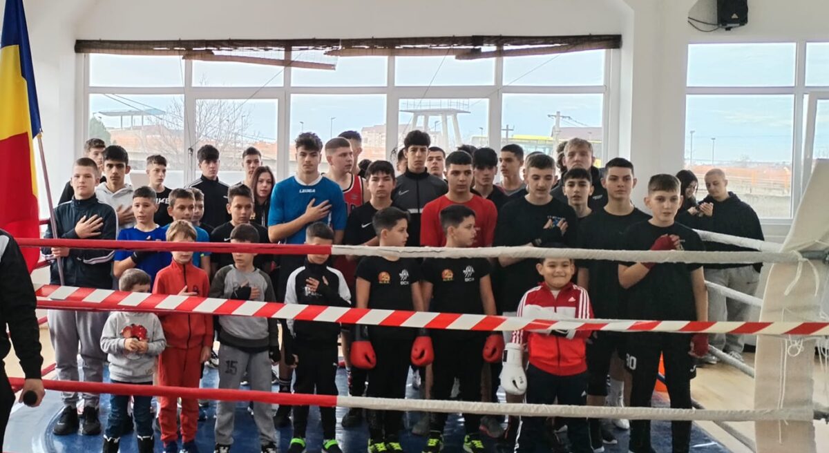 Peste 50 de copii au fost în ring la Cupa 1 Decembrie la box. Adrian Felseghi: ”Dorim să promovăm acest sport” (foto)