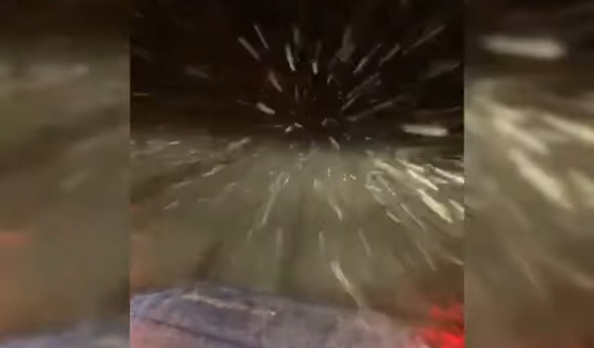 Ninge pe Transfăgărășan. Echipele CNAIR acționează pentru deszăpezire (video)