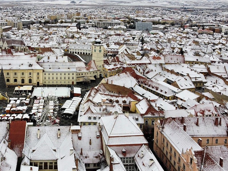 prima ninsoare la sibiu. orașul , “îmbrăcat” în haine de iarnă (galerie foto, video)