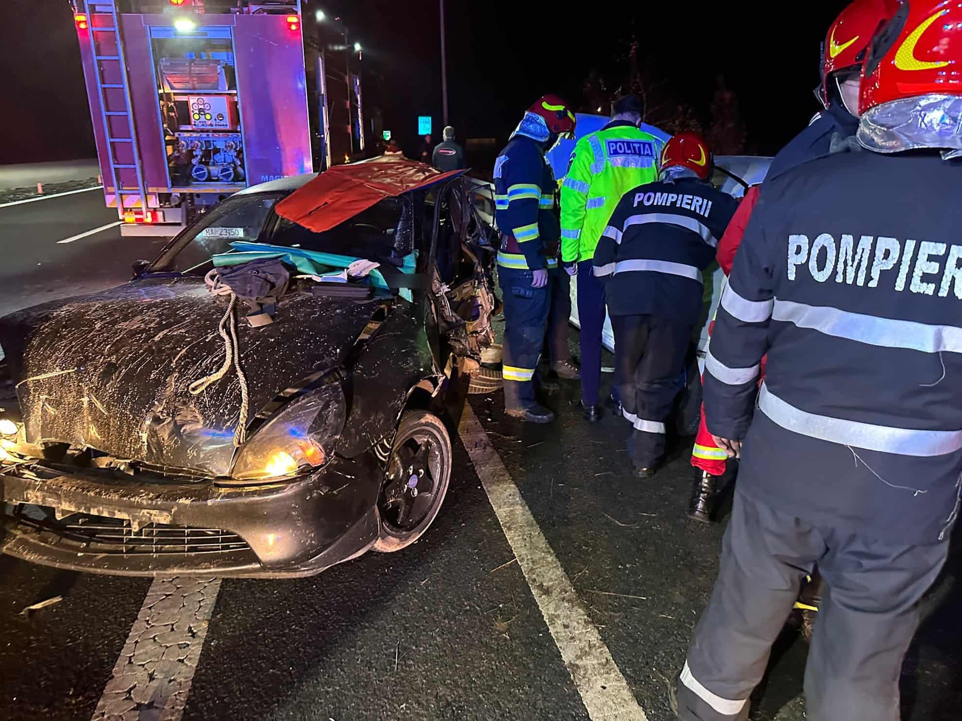 accident grav pe autostrada a1 la săliște. tânără descarcerată și dusă la spital (foto)