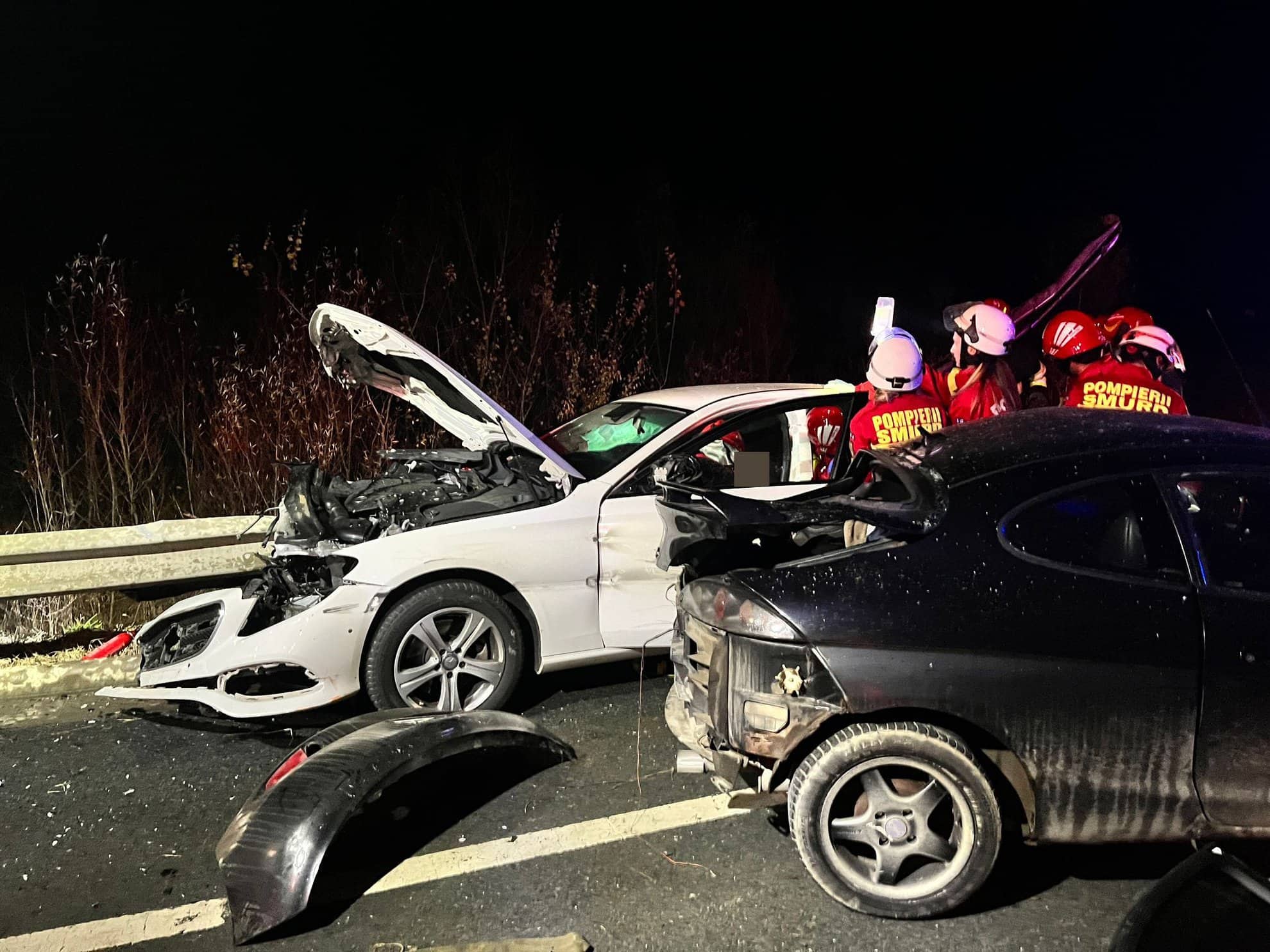 accident grav pe autostrada a1 la săliște. tânără descarcerată și dusă la spital (foto)