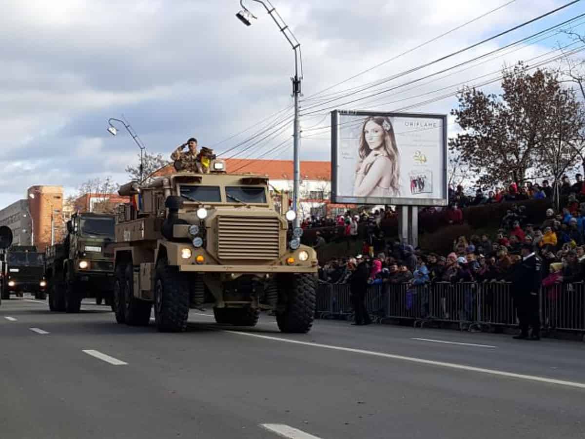 programul evenimentelor de ziua națională a româniei la sibiu. defilarea va avea loc pe coposu