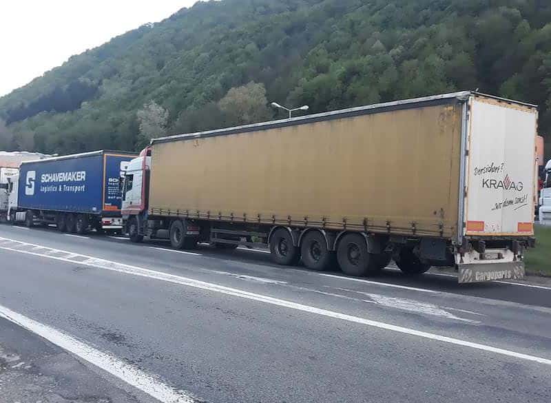 restricții pentru tir-uri vineri și sâmbătă pe valea oltului