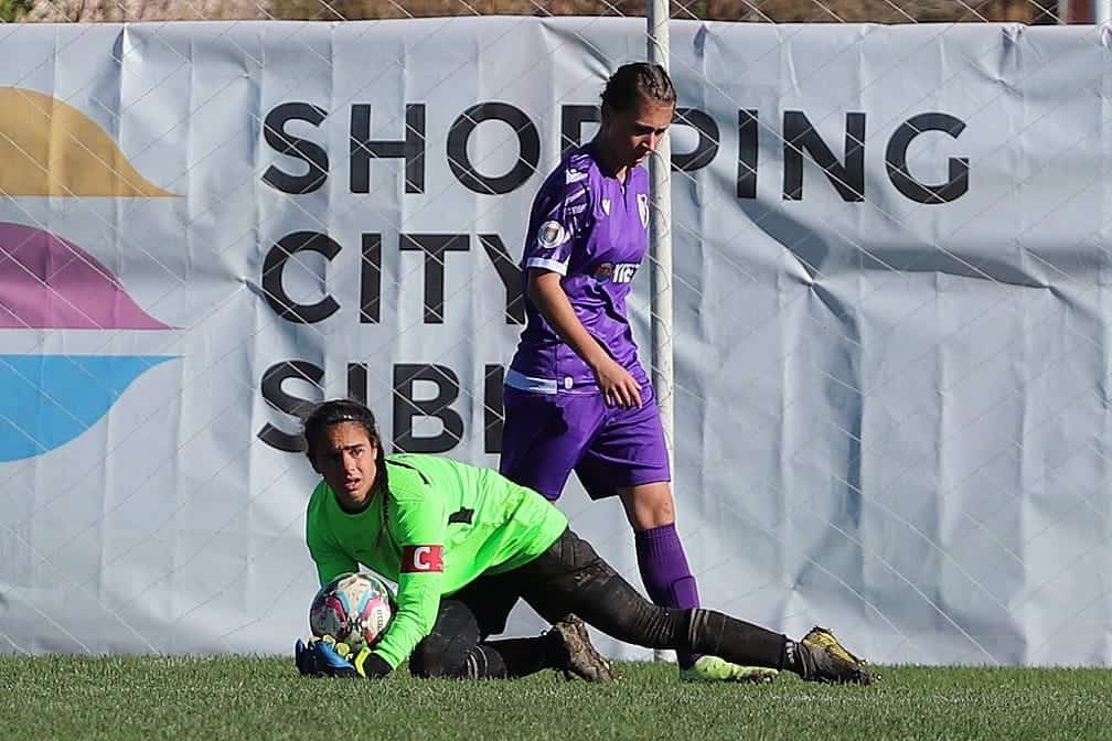 Portarul Nicoleta Adam va da lovitura de start a meciului FC Hermannstadt - Universitatea Craiova