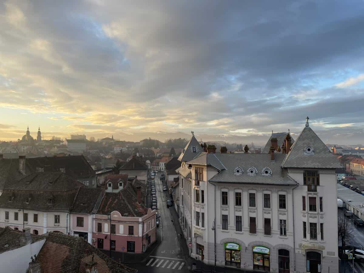 iarna vine târziu în românia. temperaturi mai ridicate decât normalul în decembrie