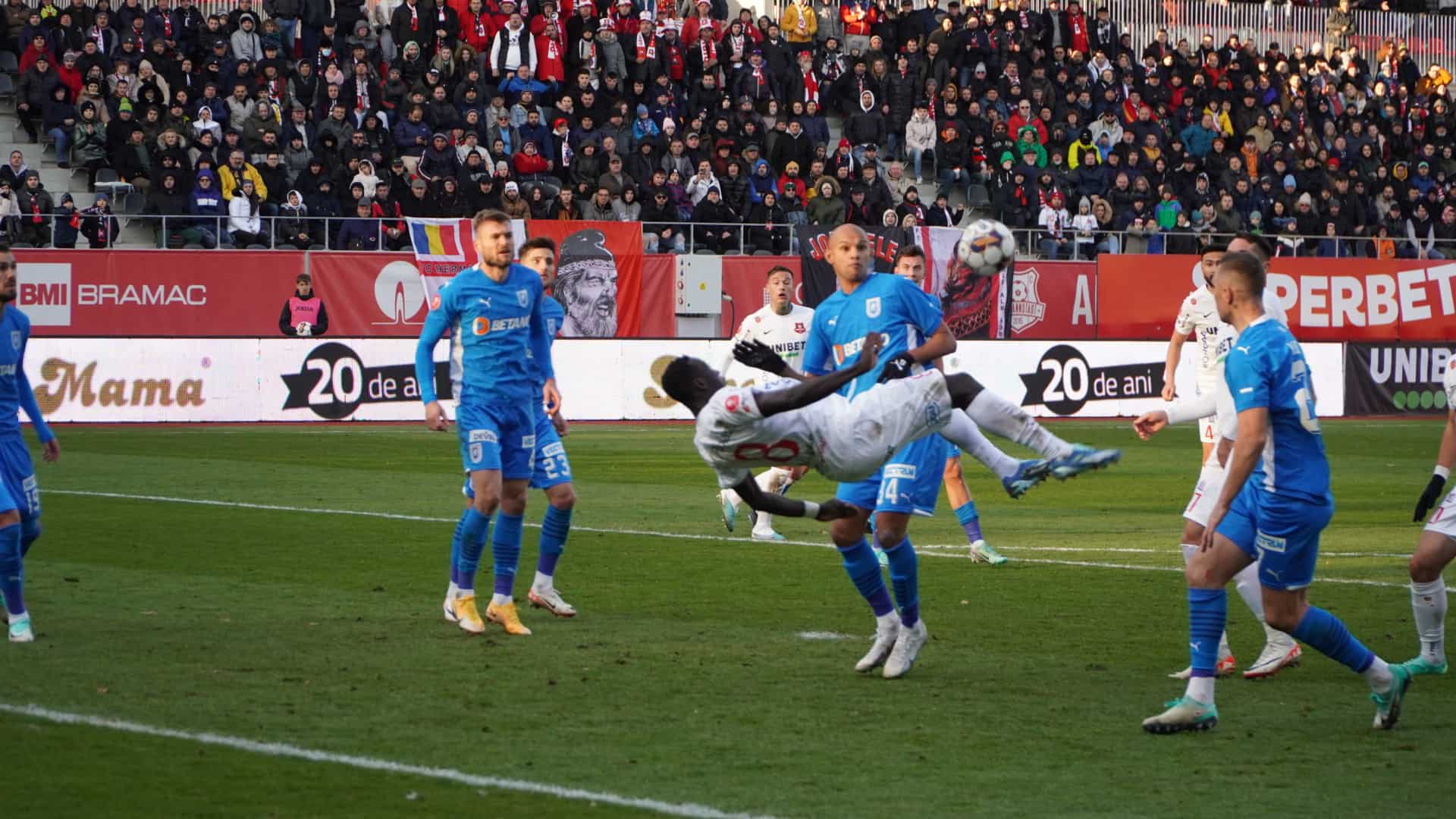 victorie mare pentru sibiu contra universității craiova. fc hermannstadt revine pe loc de play-off (video foto)