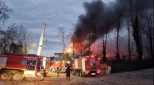 Restaurantul lui Pescobar de la Snagov, distrus de un incendiu: "Viata merge înainte"