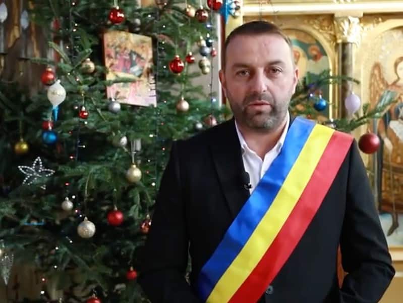 mesajul primarului comunei șelimbăr de crăciun. marius grecu: „nașterea domnului să ne umple sufletele de speranță”