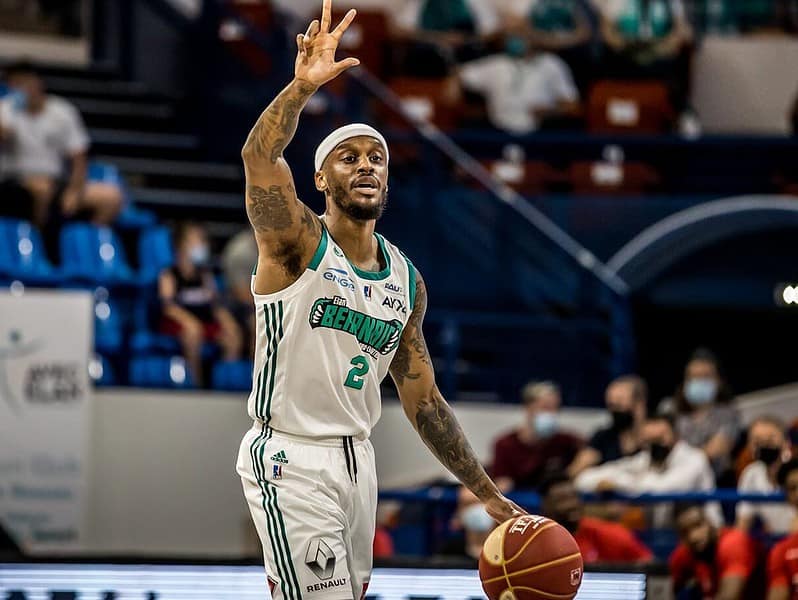 CSU Sibiu a anunțat un nou transfer. Americanul Jay Threatt vine de la Rapid