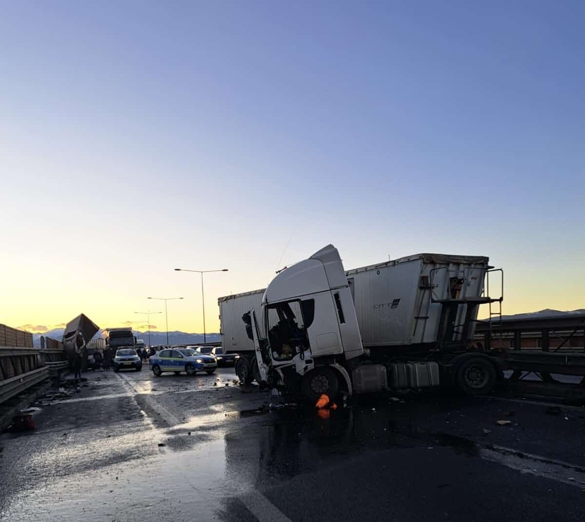 accident cu 9 victime pe a1 la sibiu. a fost activat planul roșu de intervenție (update)