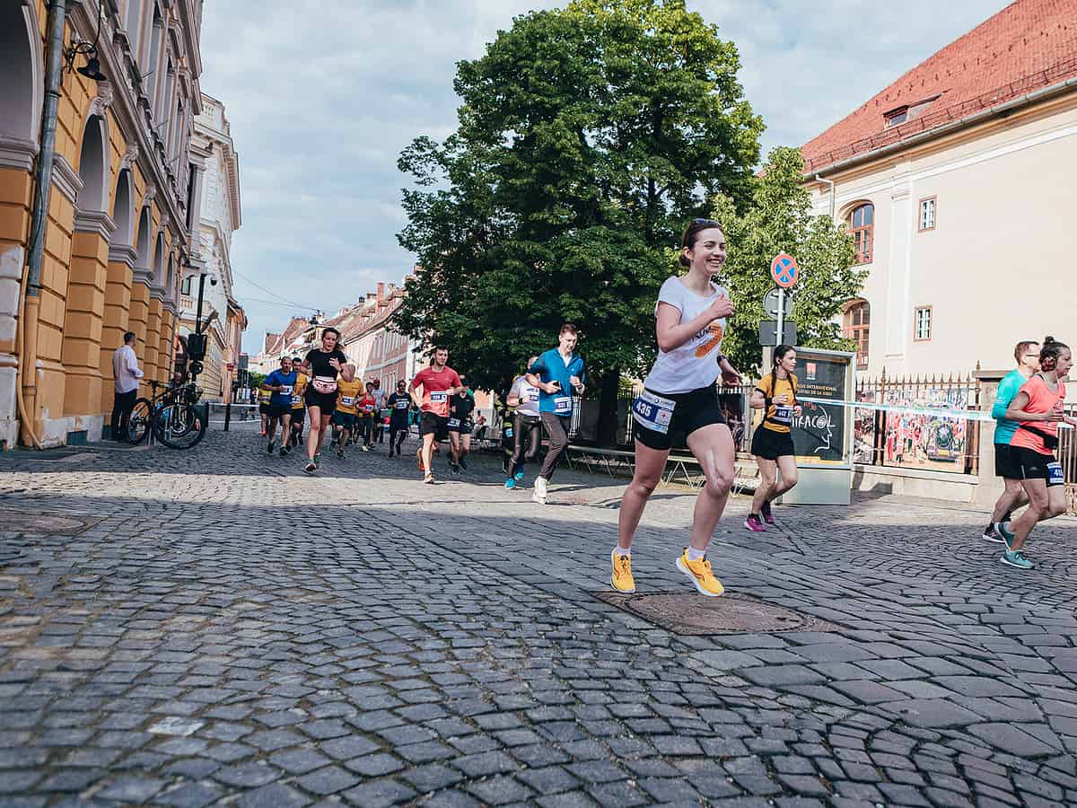 închideri de trafic timp de 2 zile pentru desfășurarea maratonului internațional sibiu