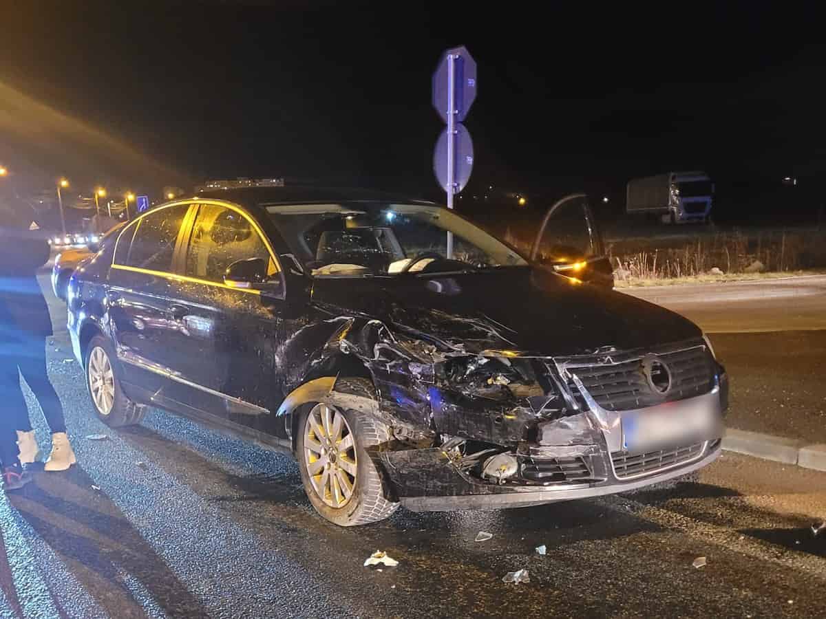 accident pe henri coandă în sibiu. un șofer și o fetiță de 1 an, răniți