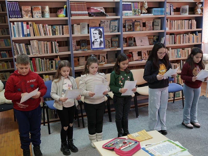 luceafărul poeziei românești omagiat la biblioteca municipală st. l. roth din mediaș (foto)