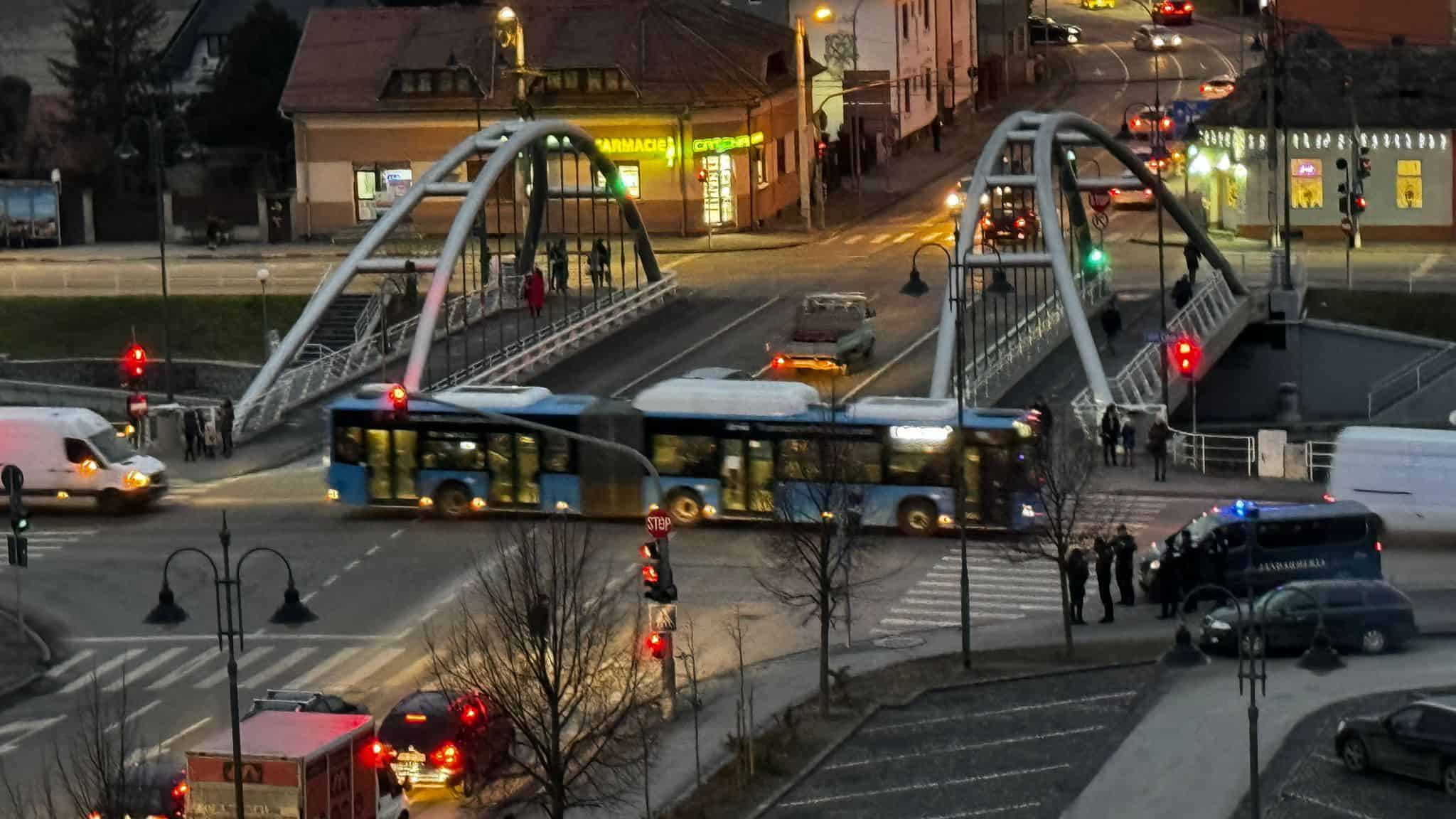 Protestul fermierilor și transportatorilor la Sibiu. Se îndreaptă către ieșirea din municipiu (live text, foto, video)