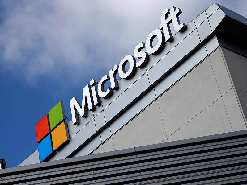 microsoft devine cea mai valoroasă companie din lume