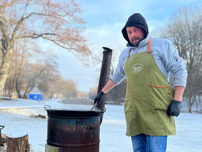 poftiți la piftii în muzeul în aer liber din sibiu. a gătit și directorul ciprian ștefan (foto)