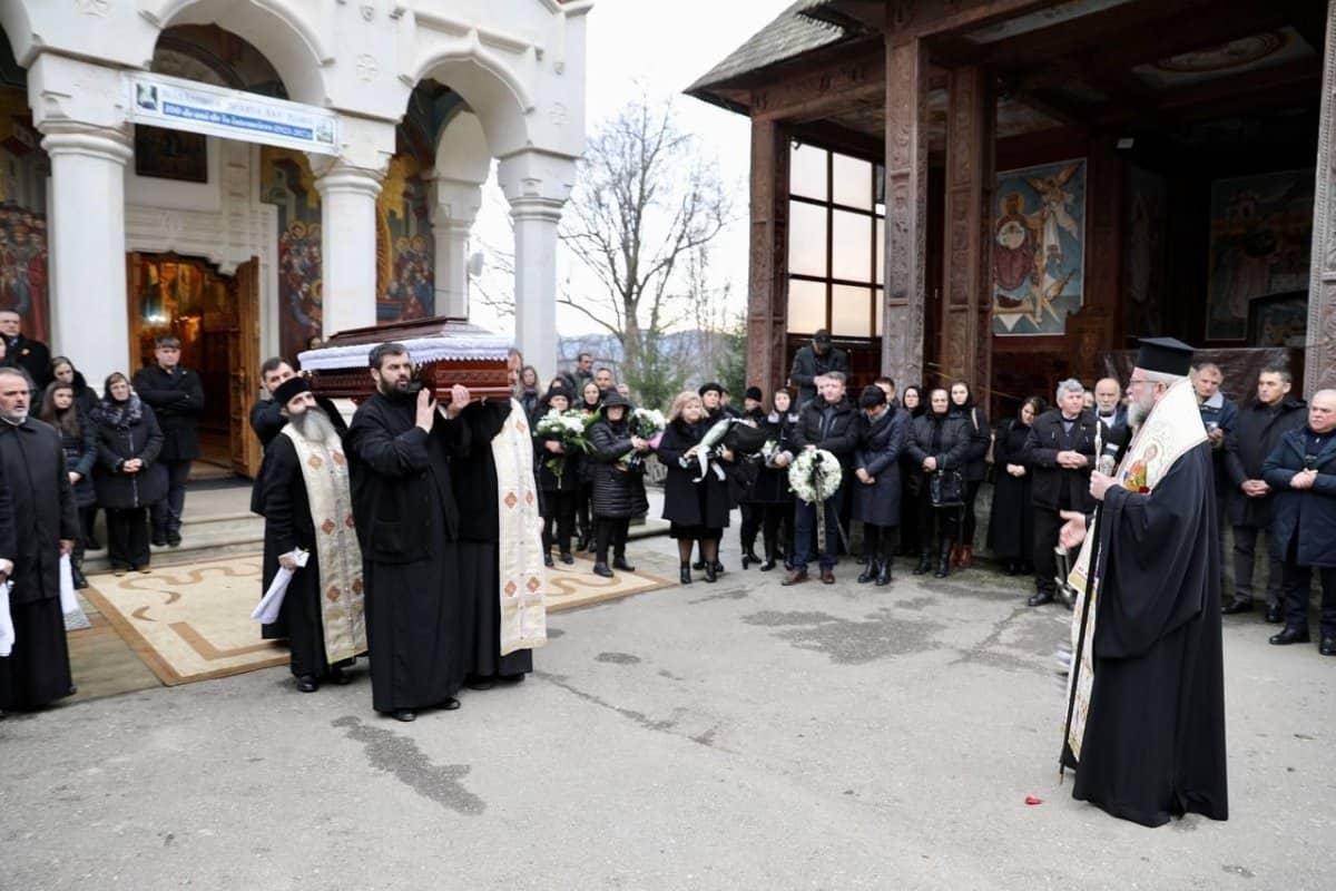 Daniel Buda, decanul Facultăţii de Teologie din Sibiu, îmormântat acasă, în Maramureș