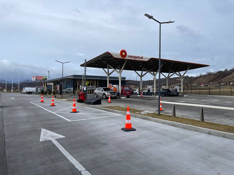 două noi benzinării pe autostrada sibiu - deva, în zona cristian (foto)